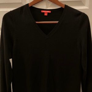 Roz and Ali brand sweater, M